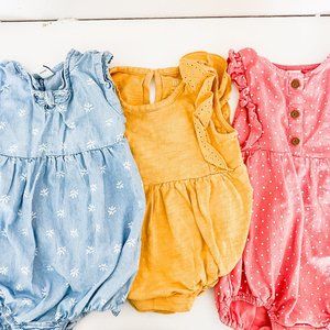 Bundle (3) bubbles old navy and Gap 18-24 months